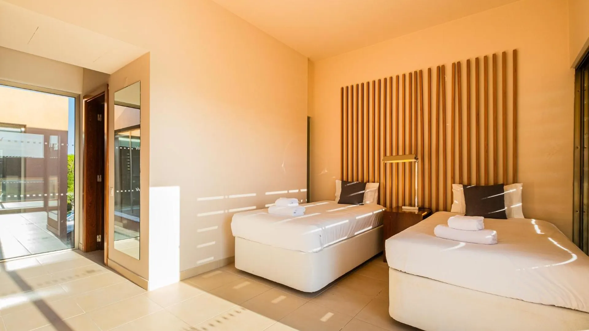 Villa Golf Guia